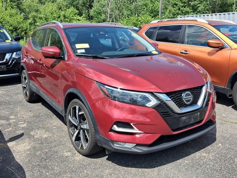 Used 2020 Nissan Rogue Sport SL w/ Premium Package AWD/4WD image 2