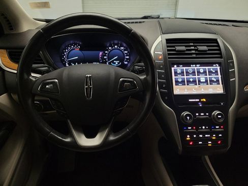 Used 2019 Lincoln MKC Select w/ Select Plus Package AWD/4WD image 22