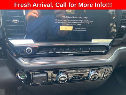 Used 2025 GMC Sierra 2500 SLT AWD/4WD image 6