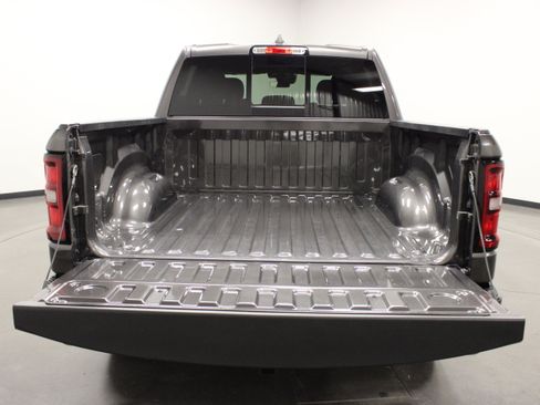New 2026 RAM 1500 Express AWD/4WD image 14