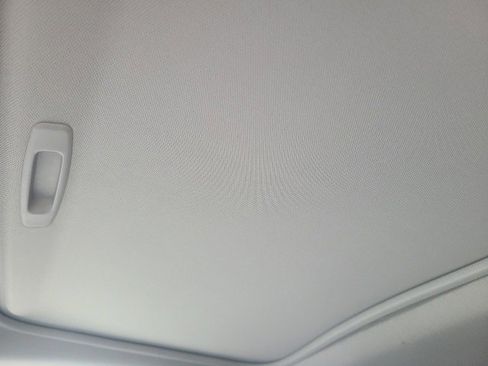 Used 2023 Toyota Sienna XLE image 31