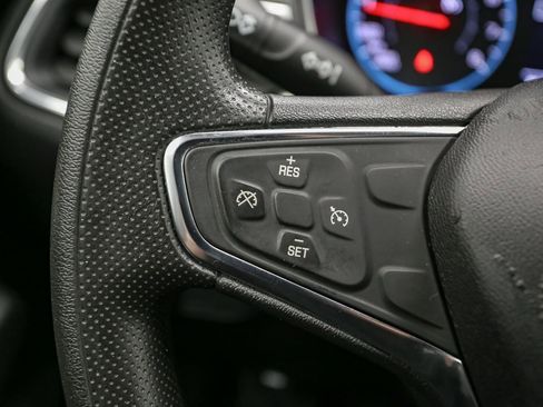 Used 2019 Chevrolet Equinox LS FWD image 33