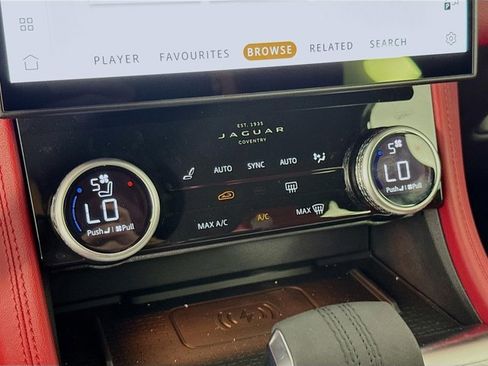 New 2026 Jaguar F-PACE R-Dynamic S image 18