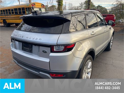 Used 2016 Land Rover Range Rover Evoque SE image 6
