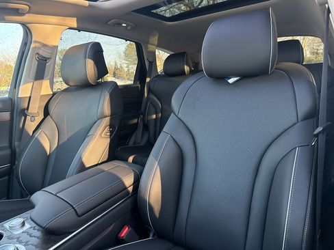 New 2026 Genesis GV80 3.5T Advanced image 13