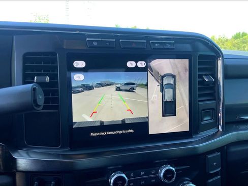 Used 2024 Ford F250 Lariat w/ FX4 Off-Road Package image 24