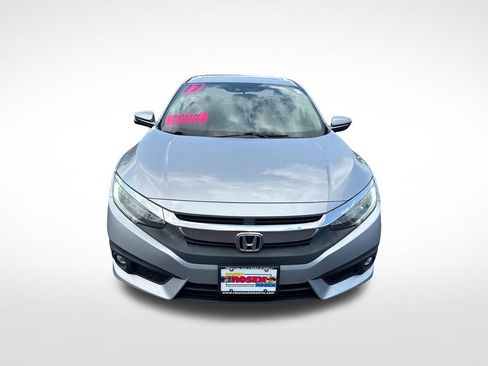Used 2017 Honda Civic Touring image 8