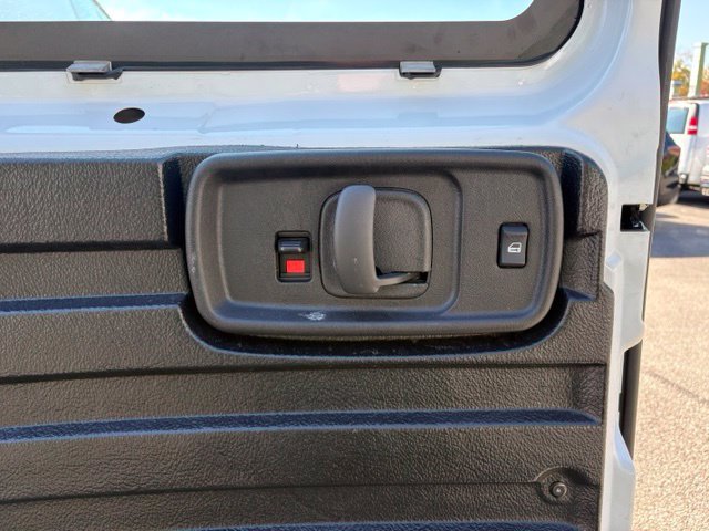 Used 2025 GMC Savana 2500 w/ Driver Convenience Package RWD image 7