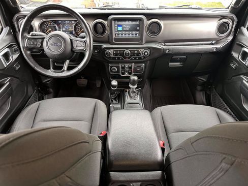 Used 2020 Jeep Gladiator Sport w/ Quick Order Package 24S AWD/4WD image 15