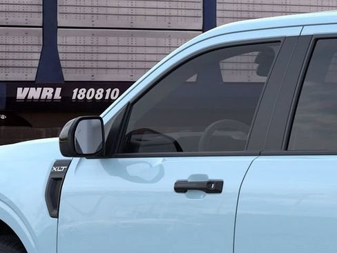 New 2026 Ford Maverick XLT AWD/4WD image 21