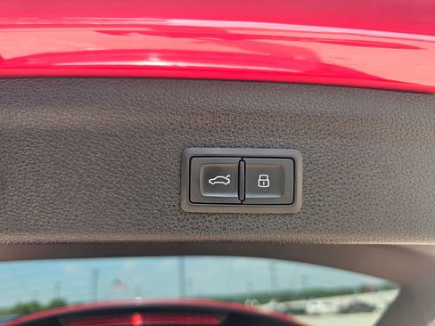 Used 2020 Audi Q3 2.0T Prestige AWD/4WD image 37