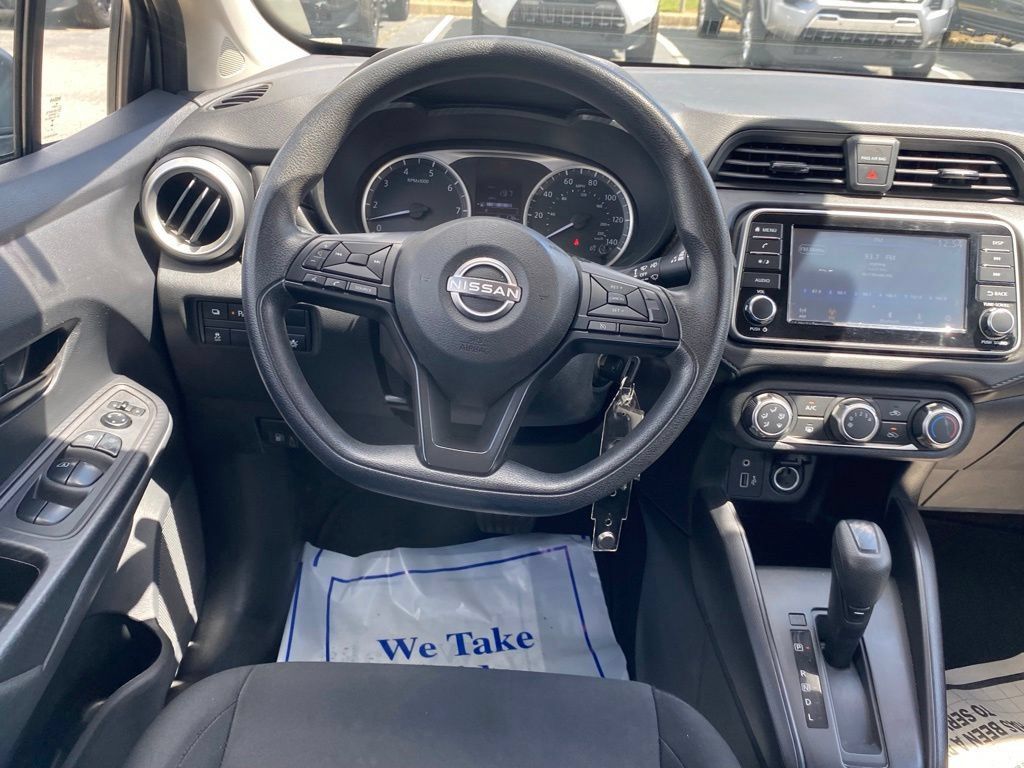 Used 2024 Nissan Versa S FWD image 10