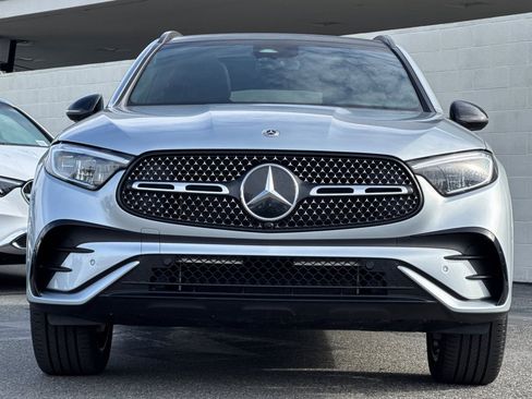Certified 2025 Mercedes-Benz GLC 300 image 9