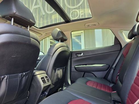 Used 2019 Kia Optima SX FWD image 18