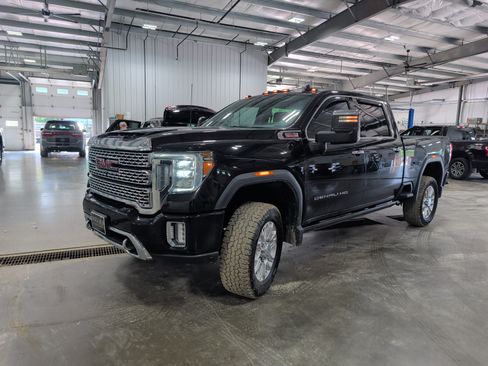 Used 2022 GMC Sierra 2500 Denali w/ Denali Ultimate Package AWD/4WD image 6
