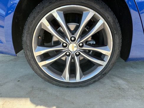 Used 2023 Chevrolet Malibu LT FWD image 18