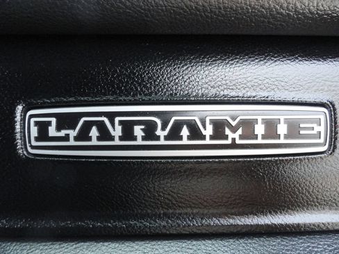 Used 2021 RAM 1500 Laramie w/ Night Edition AWD/4WD image 38
