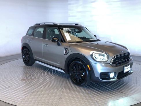 Used 2019 MINI Cooper Countryman S w/ Premium Package image 2
