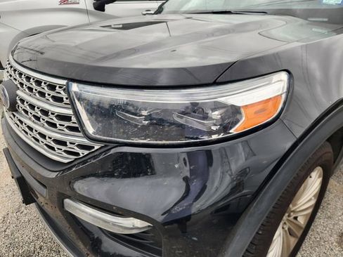 Used 2022 Ford Explorer Limited w/ Limited Technology Package RWD image 6