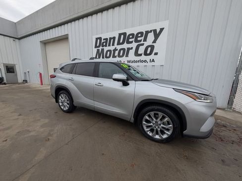 Used 2023 Toyota Highlander Limited image 33
