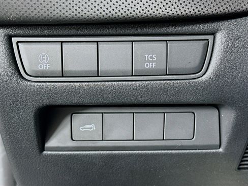 Used 2025 MAZDA CX-50 AWD 2.5 S w/ Premium Package image 19