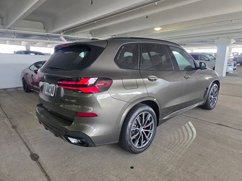 New 2026 BMW X5 sDrive40i image 4