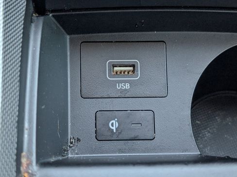 Used 2022 Hyundai Santa Fe Limited image 24