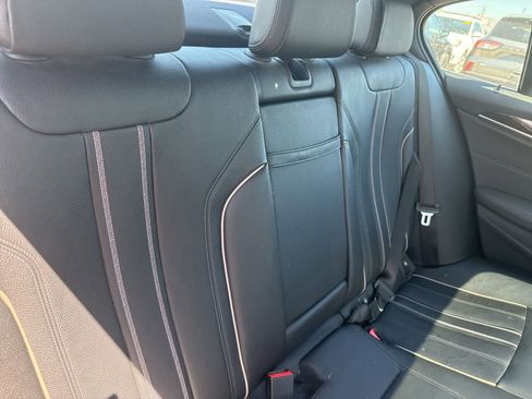 Used 2019 BMW 540i xDrive w/ Convenience Package AWD/4WD image 16