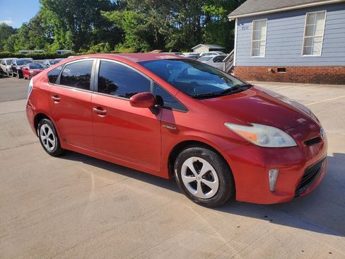 Used 2013 Toyota Prius Two image 3