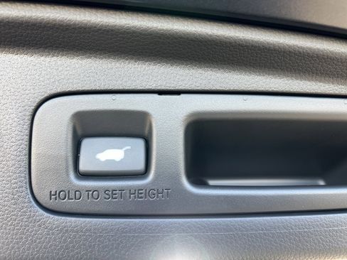 Certified 2025 Honda CR-V EX-L image 31