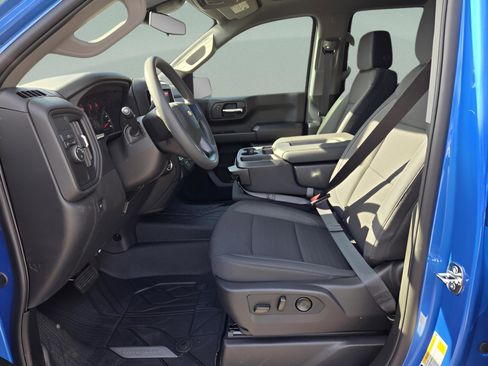 New 2026 Chevrolet Silverado 1500 Custom w/ LPO, Dark Essentials Package image 15