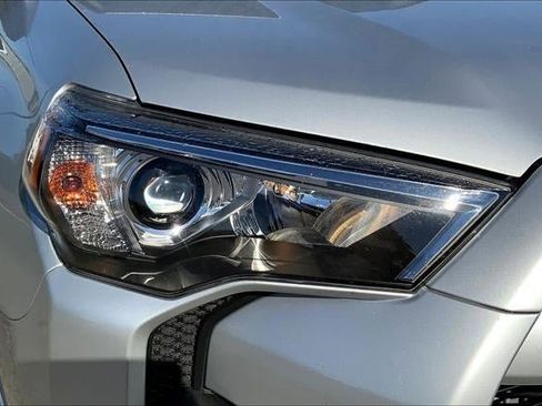 Used 2024 Toyota 4Runner SR5 image 27