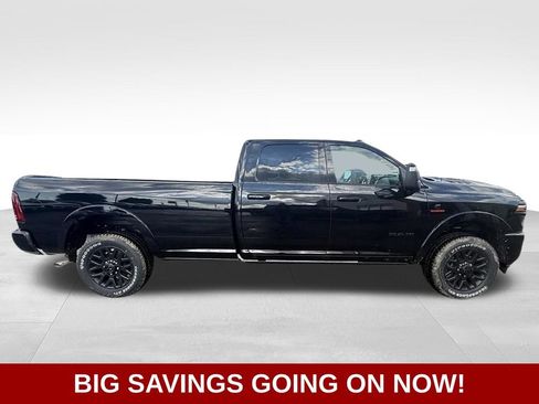 New 2026 RAM 2500 Limited AWD/4WD image 12