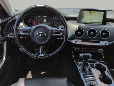 Used 2019 Kia Stinger Premium RWD image 19