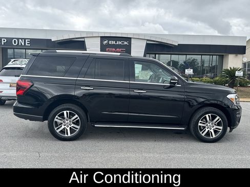 Used 2023 Ford Expedition Limited image 8