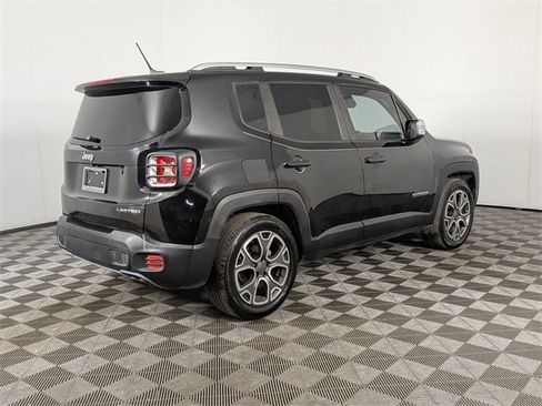 Used 2015 Jeep Renegade Limited image 5