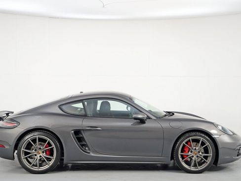 Used 2019 Porsche 718 Cayman S image 40