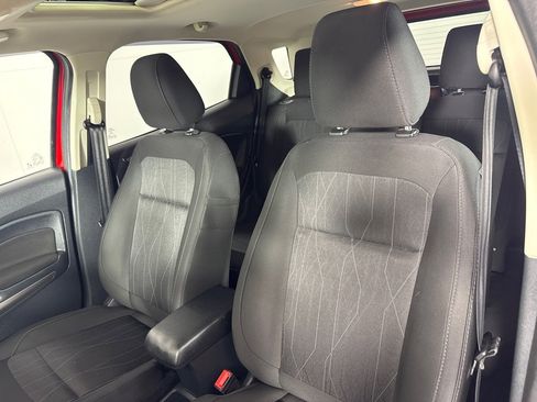 Used 2021 Ford EcoSport SE image 14
