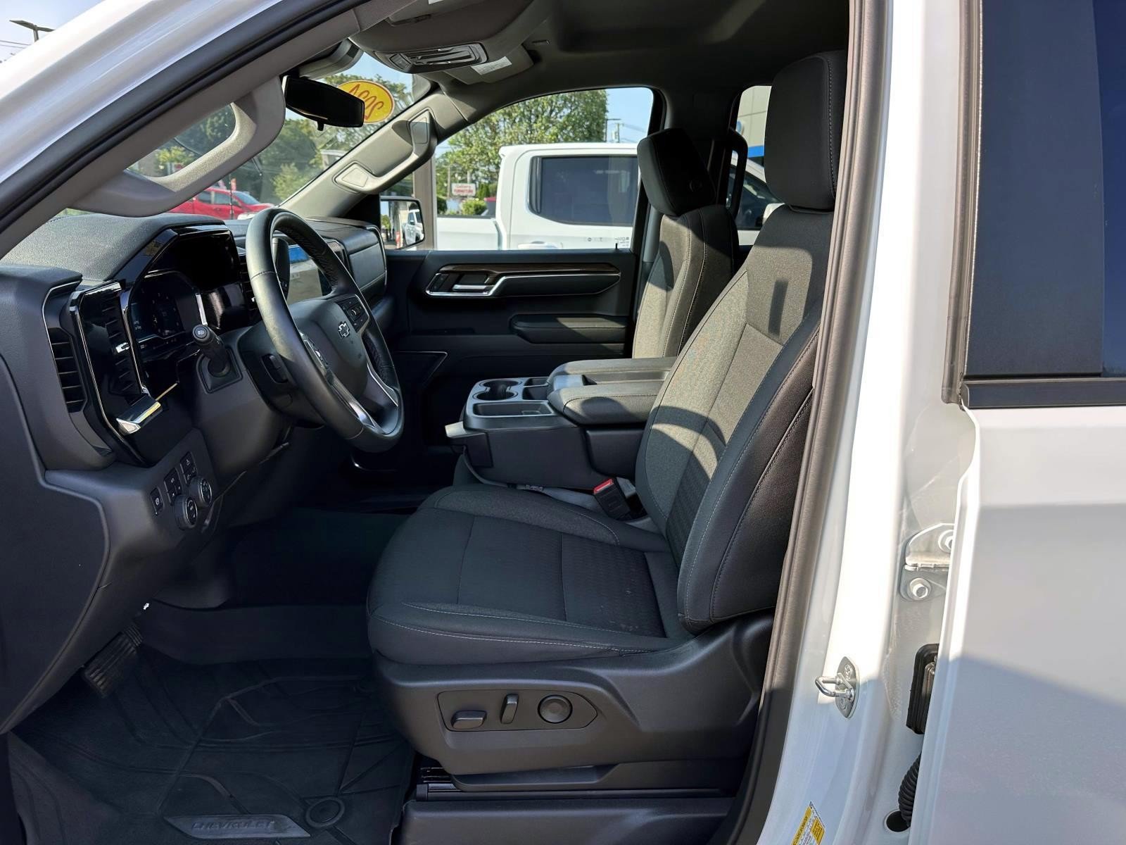 Used 2024 Chevrolet Silverado 1500 RST w/ LPO, Liner Protection Package AWD/4WD image 11