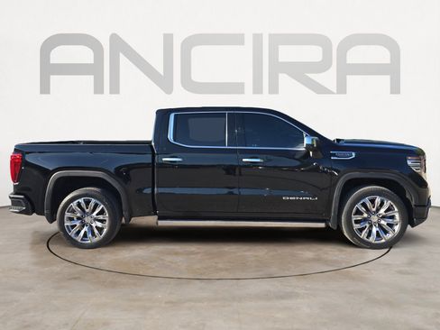 Used 2022 GMC Sierra 1500 Denali w/ Denali Reserve Package AWD/4WD image 11
