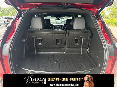 Used 2023 Buick Enclave Essence w/ Sport Touring Edition AWD/4WD image 7