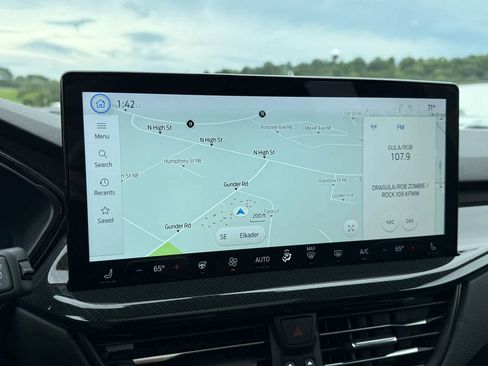 Used 2023 Ford Escape ST-Line Elite w/ Premium Technology Package image 18