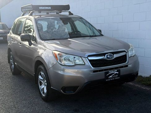 Used 2014 Subaru Forester 2.5i AWD/4WD image 7