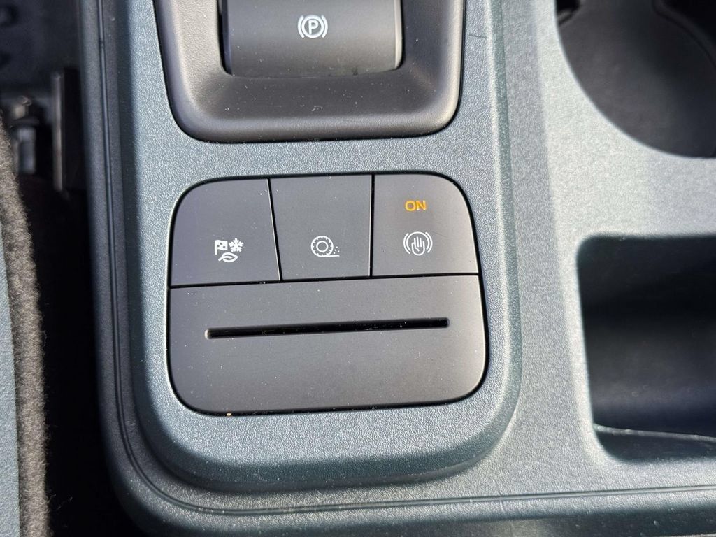 Used 2024 Ford Maverick XLT w/ XLT Luxury Package FWD image 31