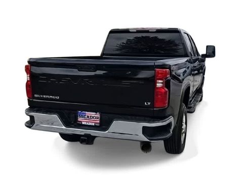 Used 2025 Chevrolet Silverado 2500 LT w/ Convenience Package image 7