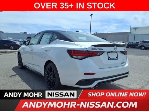 New 2025 Nissan Sentra SR w/ Midnight Edition image 6