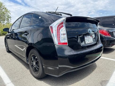 Used 2015 Toyota Prius Four FWD image 7