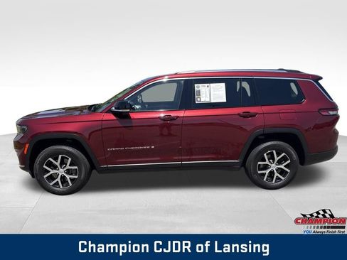 Used 2023 Jeep Grand Cherokee L Limited AWD/4WD image 4