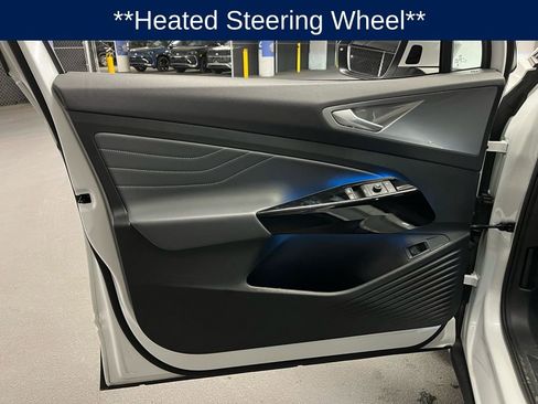 Used 2023 Volkswagen ID.4 Pro S Plus image 18