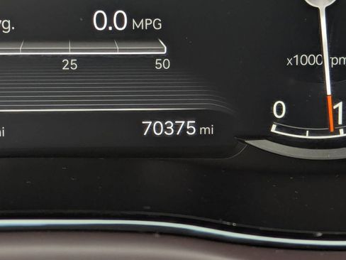 Used 2022 Genesis GV70 2.5T w/ Advanced Package image 18